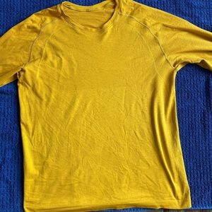 Lululemon Metal Vent LS mens size M